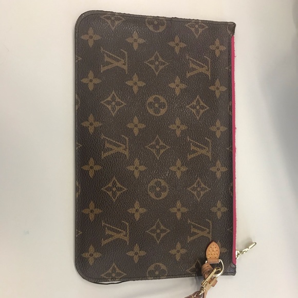 💫SOLD💫 Louis Vuitton pochette from neverfull - Picture 1 of 6